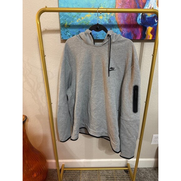Nike Tech Fleece Grey Hoodie - Picture 1 of 12